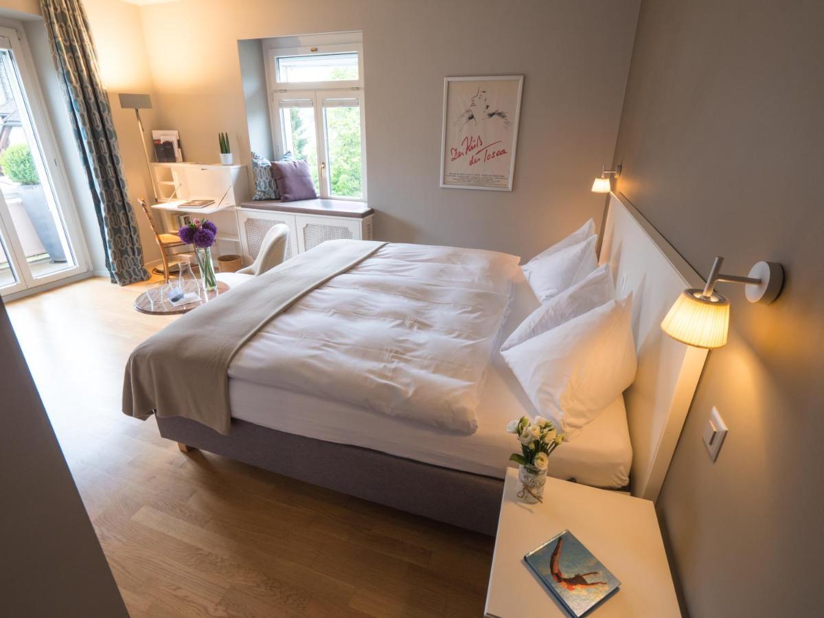 Romantik Hotel Schweizerhof & Spa フリムス エクステリア 写真