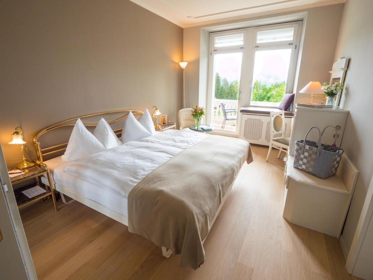 Romantik Hotel Schweizerhof & Spa フリムス エクステリア 写真