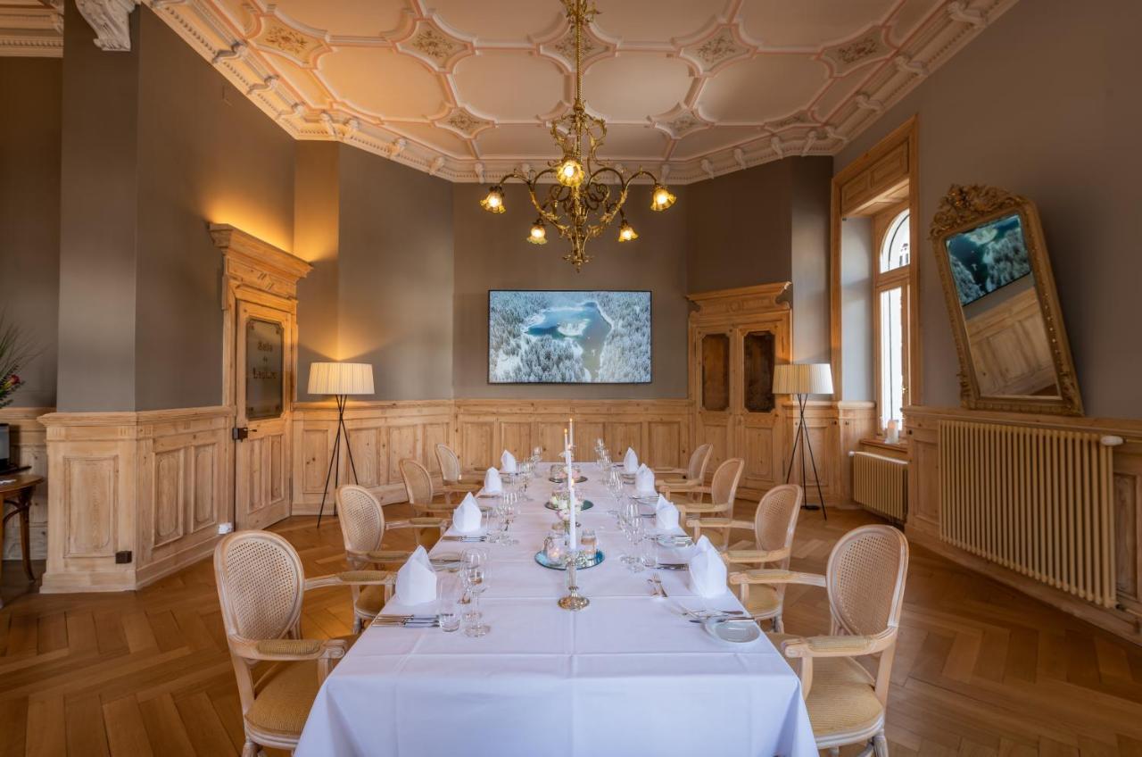 Romantik Hotel Schweizerhof & Spa フリムス エクステリア 写真