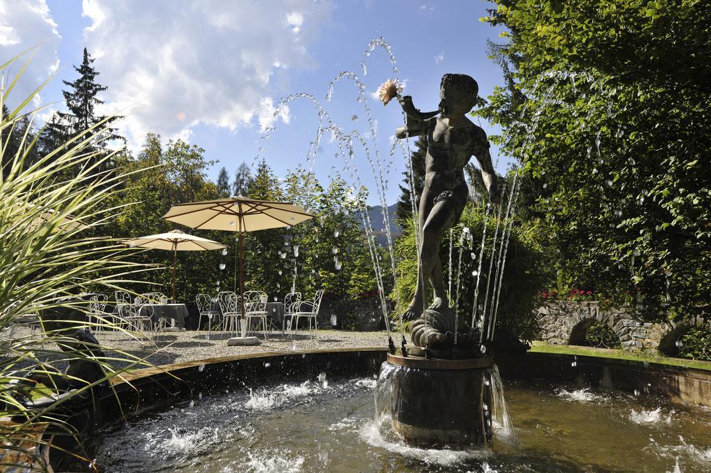 Romantik Hotel Schweizerhof & Spa フリムス エクステリア 写真